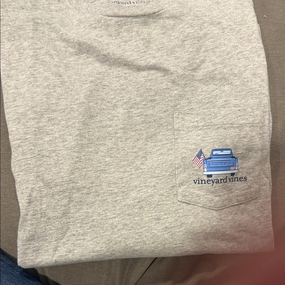 Vineyard Vines Gray Long Sleeve Tee with Blue Truck and Flag - Picture 2 of 4